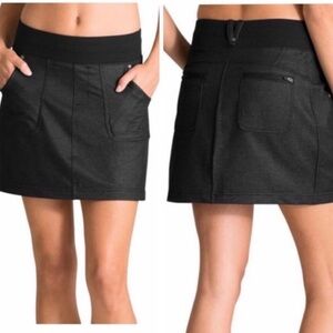 Athleta NWOT Northpeak Black Skort Size S